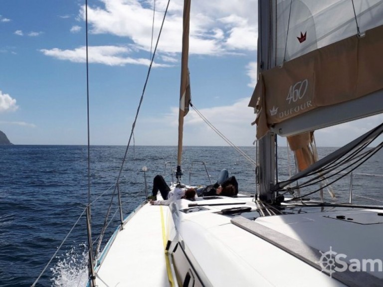 Yacht charter Horta cheap Dufour 460 Grand Large