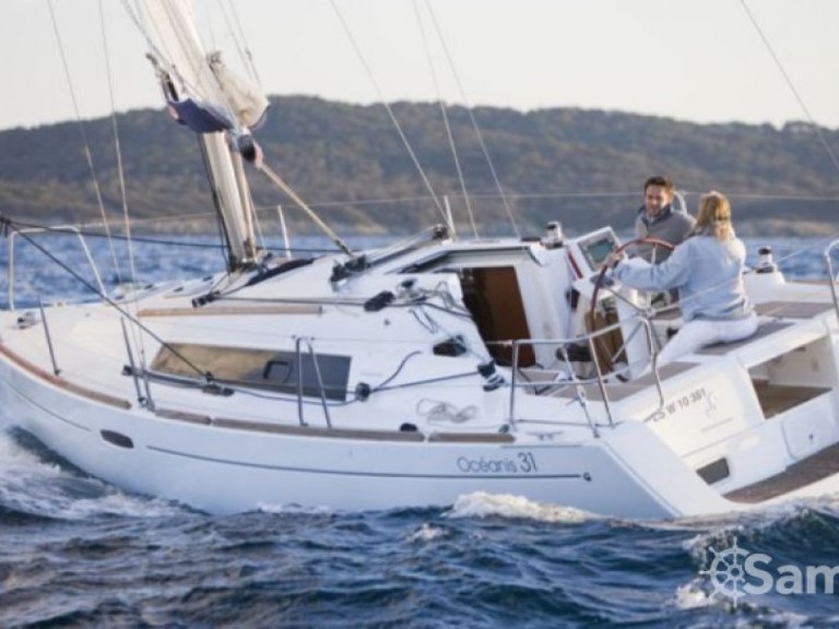 Sailboat rental in Arzon - Bénéteau Oceanis 31 Dl