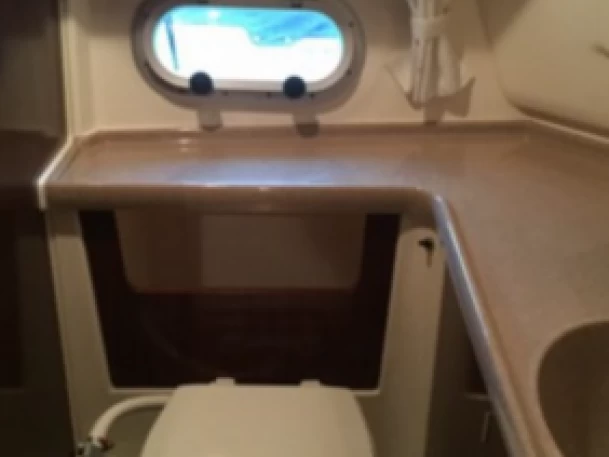 Boat rental Jeanneau Leader 805 in Toulon on Samboat