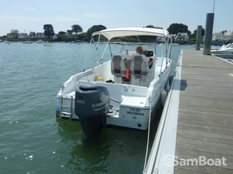 Jeanneau Cap Camarat 7.5 CC charter bareboat or captained in  Locmariaquer