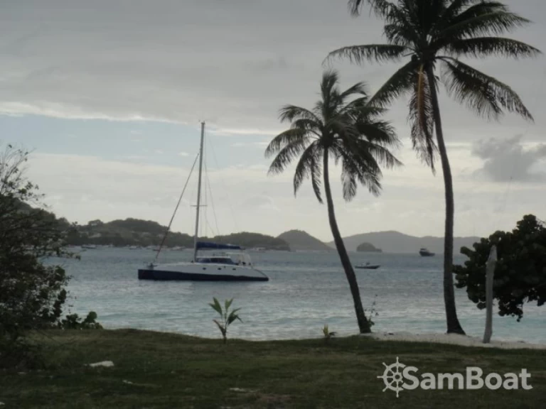 Rent a Multicap-Caraibes Punch 12.50 Les Sablettes