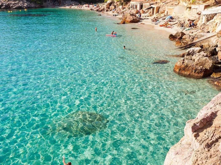 Sailboat for rent Sant Antoni de Portmany at the best price