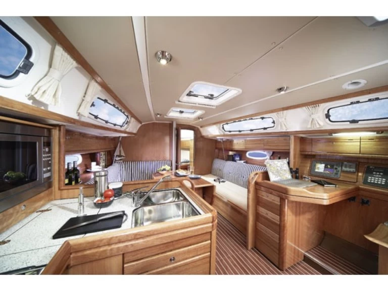 Bareboat Rental Sailboat Bavaria with a boat licence