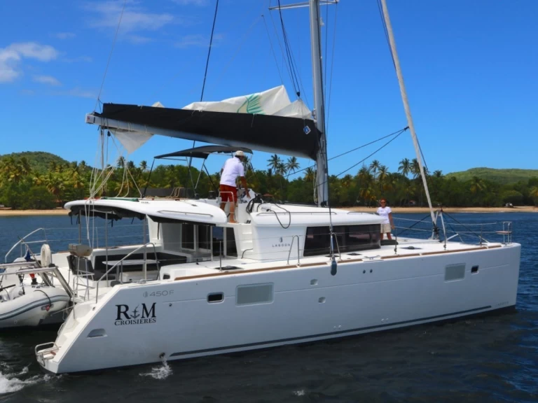 Lagoon Lagoon 450 charter bareboat or captained in  Le Marin