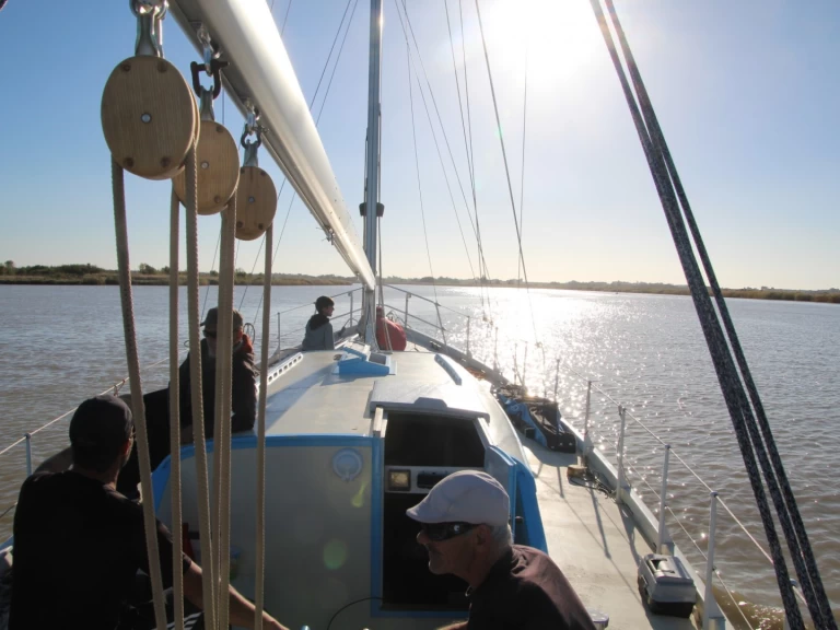 Sailboat rental with or without captain Hollandais Arzon