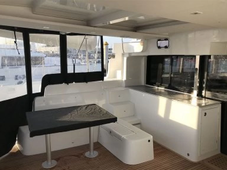 Catamaran rental in Le Marin - Lagoon Lagoon 46