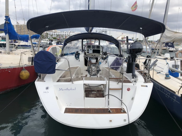 Rent a Dufour Dufour 365 Grand Large Sant Antoni de Portmany