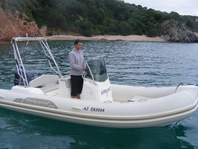 Bareboat Rental RIB Capelli with a boat licence