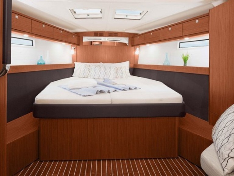 Sailboat for rent Split at the best price