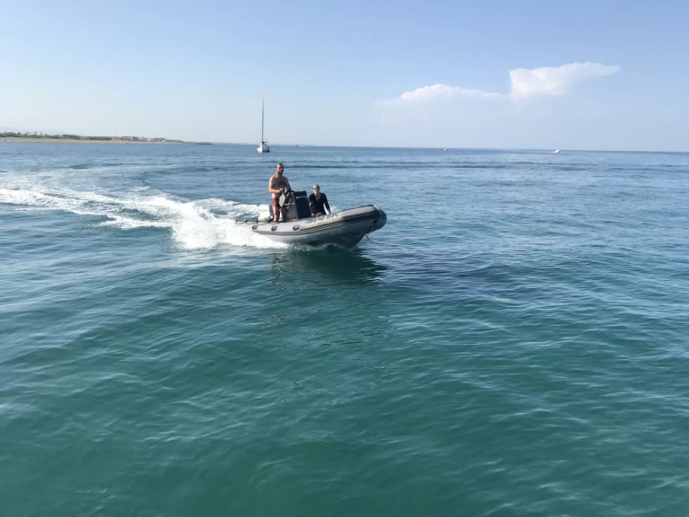 RIB for rent Canet-en-Roussillon at the best price