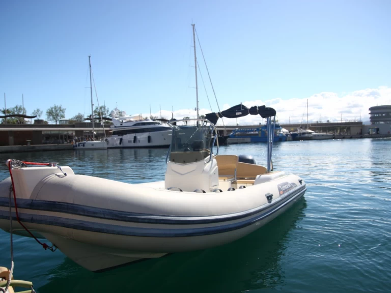 RIB rental in Saint-Raphaël - Capelli Tempest 626