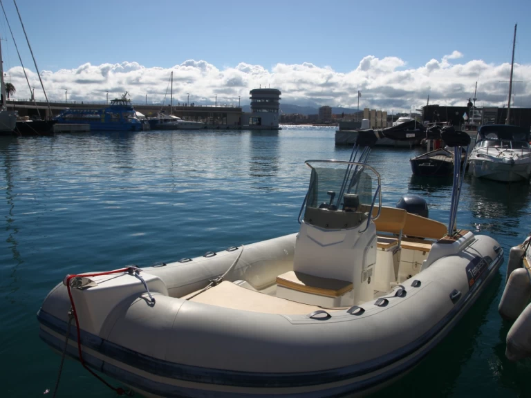 RIB rental in Saint-Raphaël - Capelli Tempest 626
