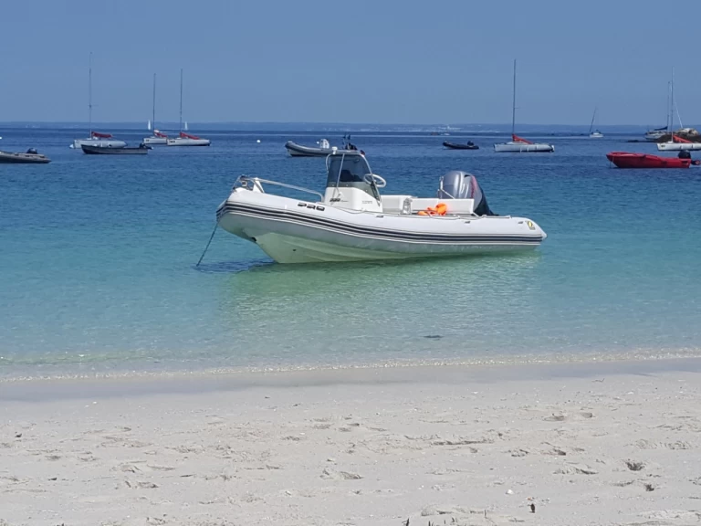 Yacht charter La Forêt-Fouesnant cheap Pro Open