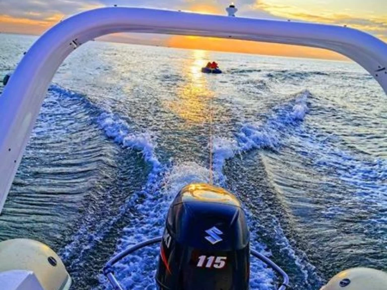 Tiger Top Line 650 in Le Havre on SamBoat