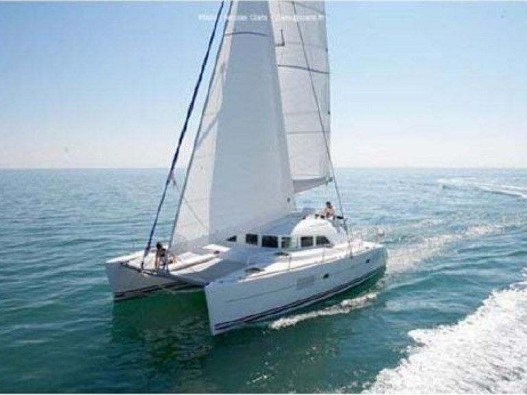 Catamaran rental in Le Marin - Bali 40 - CatSpace BALI 4.0