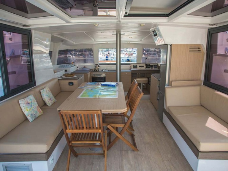 Catamaran rental in Keramotí - Bali Bali 4.0