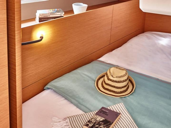 Yacht charter Rhodes (City) cheap Sun Odyssey 440