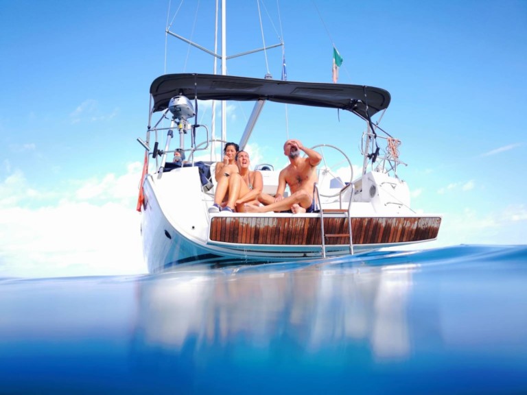 Rent a Bavaria Cruiser 46 San Vincenzo