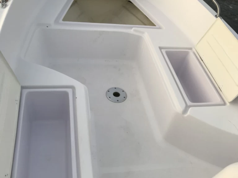 Poseidon 510 T in Lège-Cap-Ferret on SamBoat