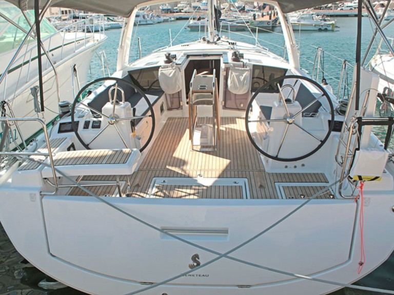 Sailboat rental in Palma de Mallorca - Bénéteau Oceanis 41.1