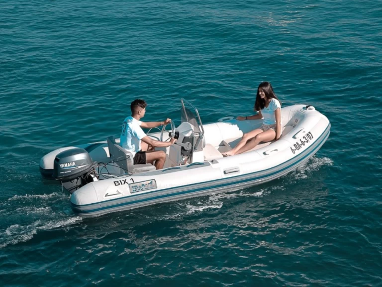 RIB rental in Roses - Bwa Four Four