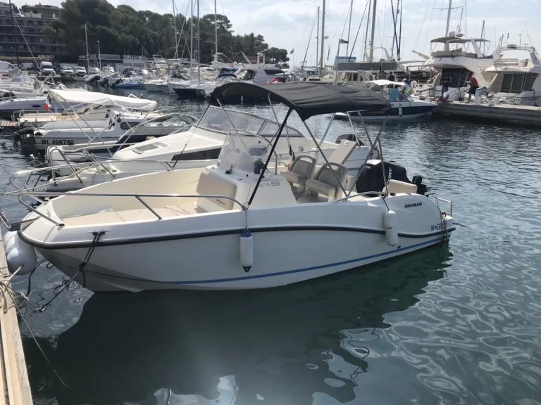Quicksilver Activ 555 Open charter bareboat or captained in  Fréjus