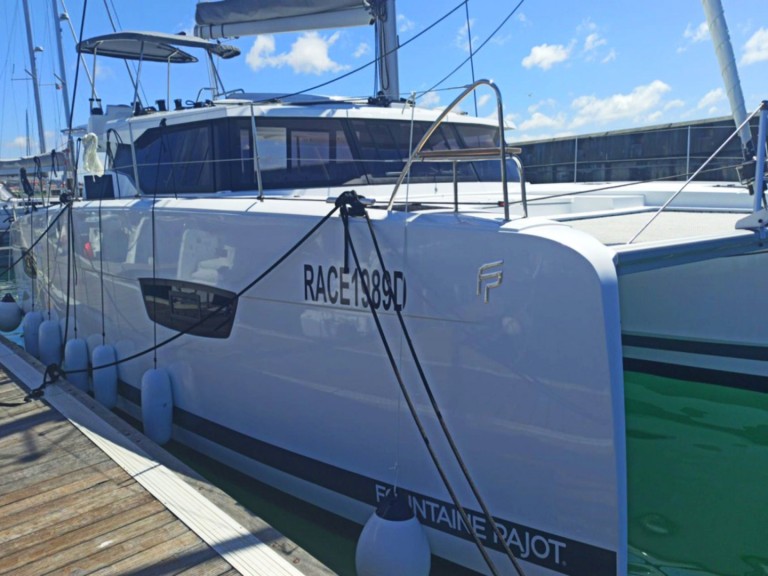 Catamaran rental with or without captain Fountaine Pajot Marsala