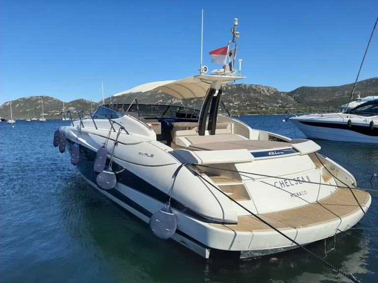 Luxury Yacht for rent Porto-Vecchio at the best price