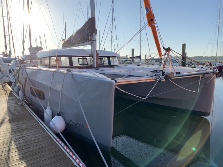 Boat rental Excess Excess 11 in Lorient on Samboat