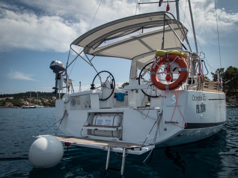 Sailboat rental with or without captain Bénéteau Split