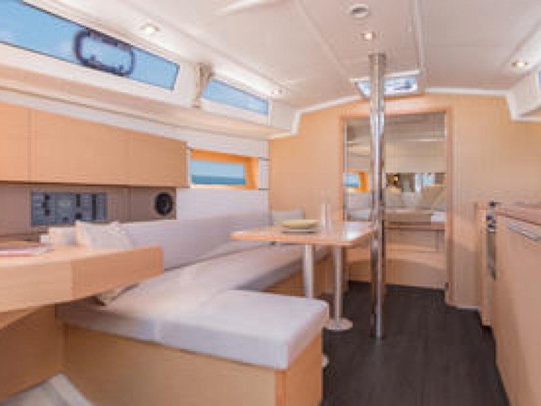 Rent a Bénéteau Oceanis 38.1 Arzon