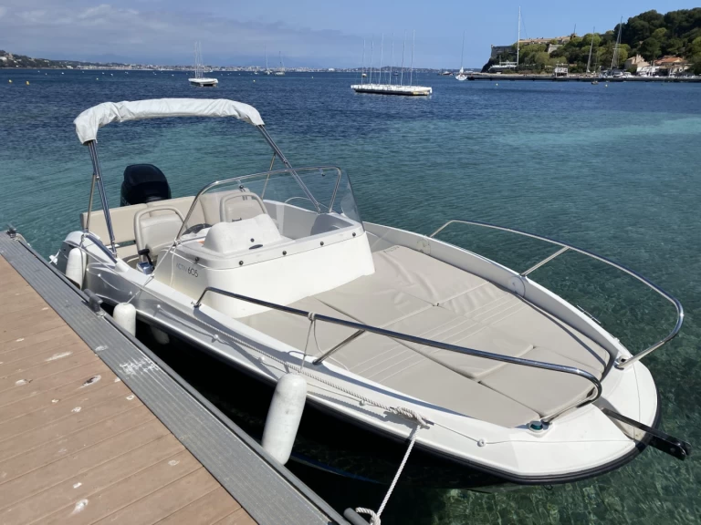 Boat rental Quicksilver Activ 605 Sundeck in Port Camille Rayon on Samboat