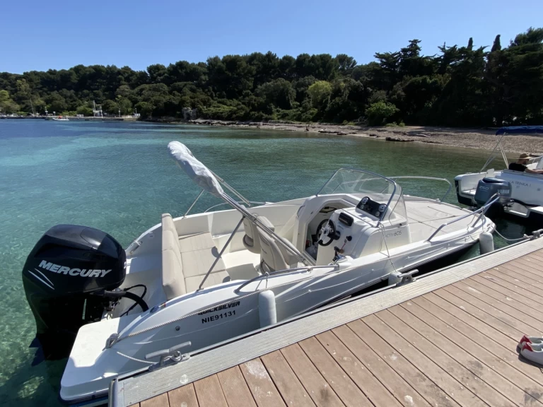 Rent a Quicksilver Activ 605 Sundeck Port Camille Rayon