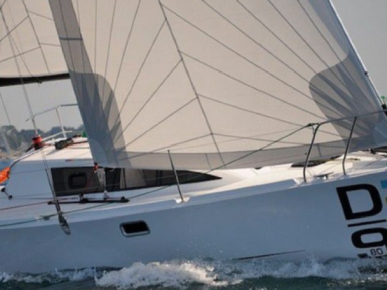 Sailboat for rent La Trinité-sur-Mer at the best price