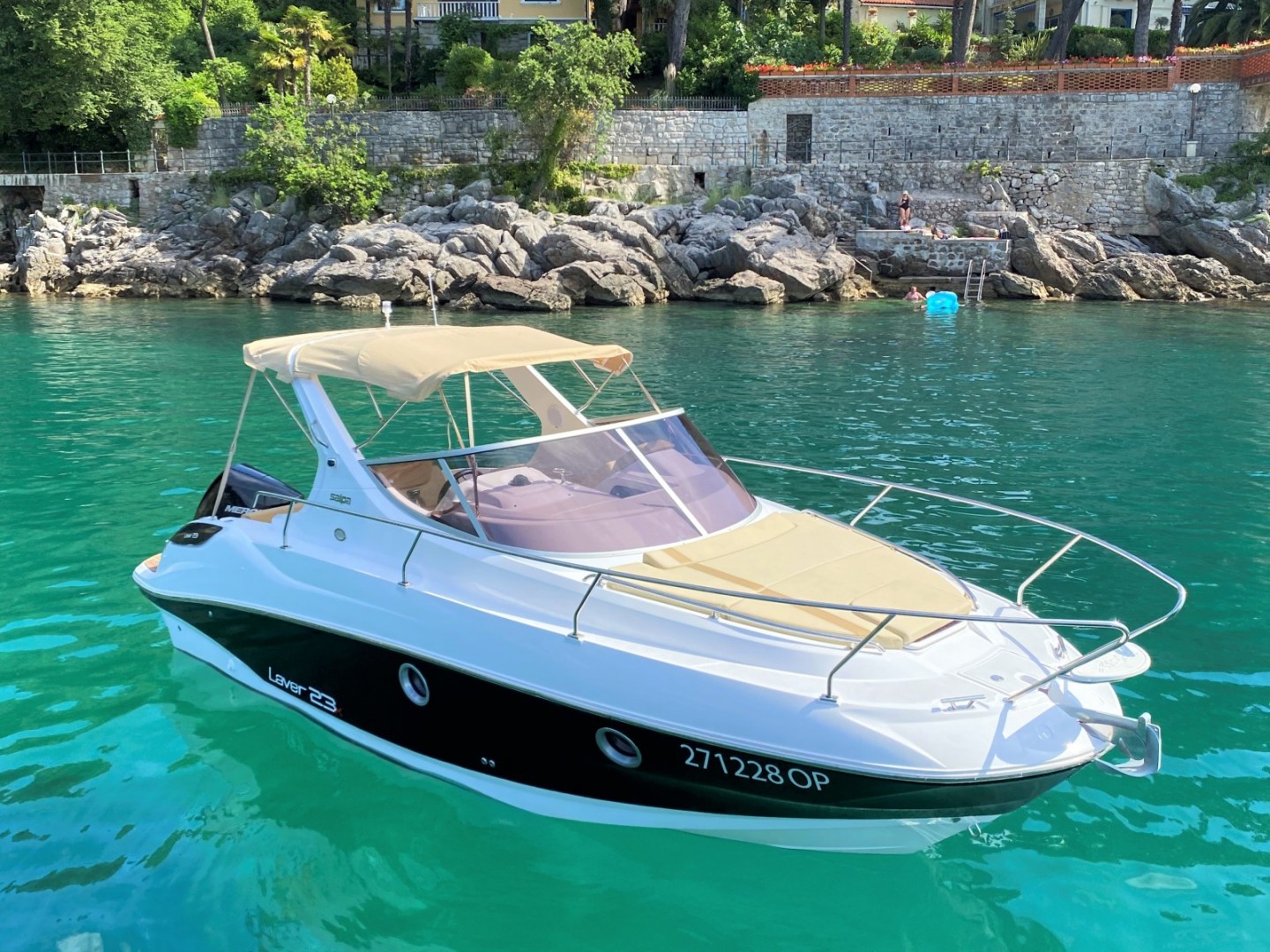 Rent a Motorboat Salpa Laver 23X in Ičići | SamBoat