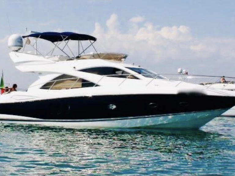 Luxury Yacht for rent Cannes at the best price