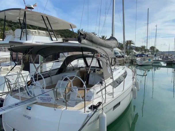 Sailboat rental with or without captain Bavaria Getxo