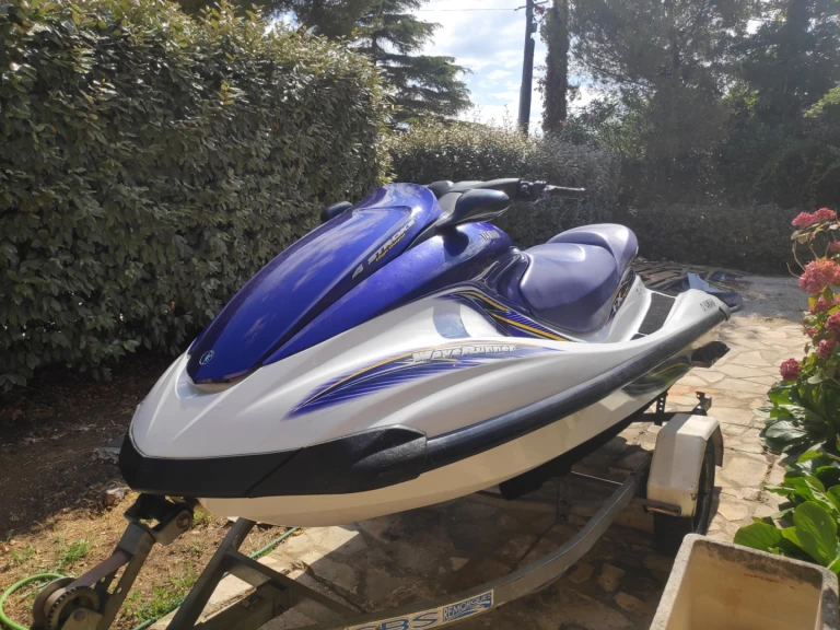 Jet ski rental in Six-Fours-les-Plages - Yamaha Fx 160