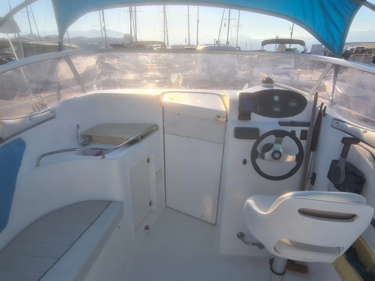 Bareboat Rental Motorboat Saver with a boat licence