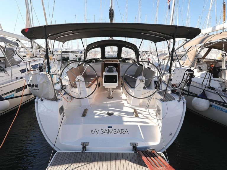 Bavaria Cruiser 37 in Biograd na Moru on SamBoat