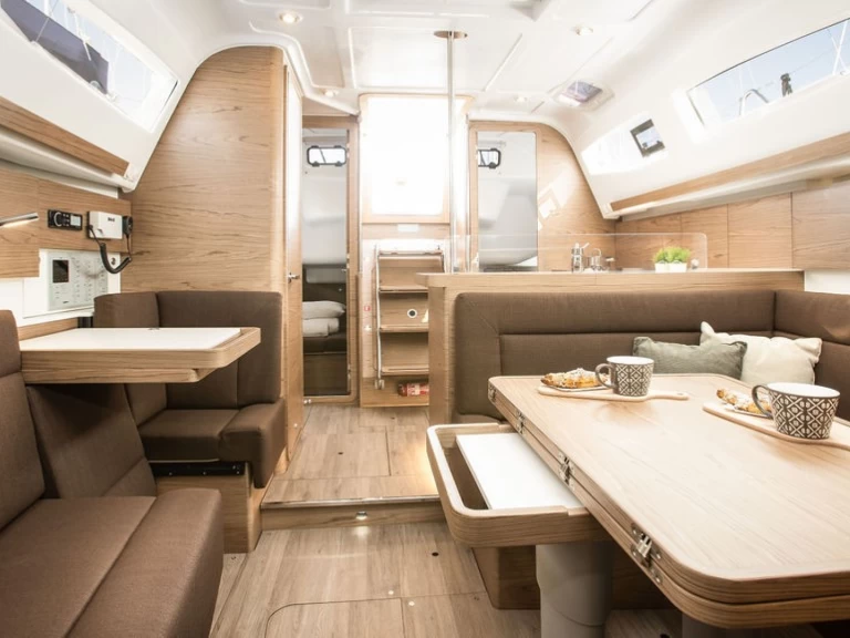 Elan Impression 40 in Kaštela on SamBoat