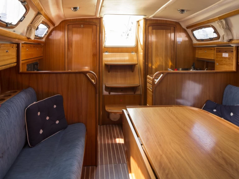 Boat rental Bavaria Bavaria 30 Cruiser in Lidingö on Samboat