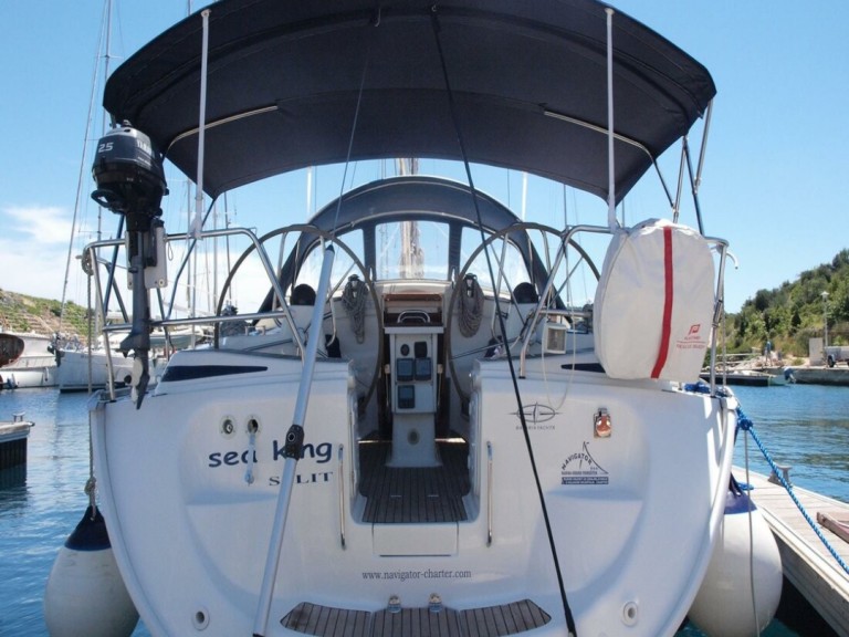 Bavaria Bavaria 42 Cruiser in Primošten on SamBoat