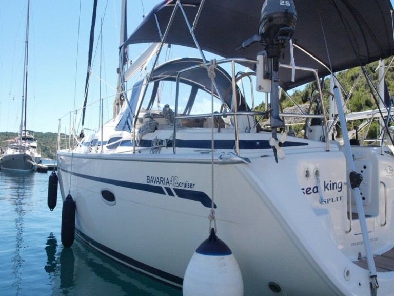 Yacht charter Primošten cheap Bavaria 42 Cruiser
