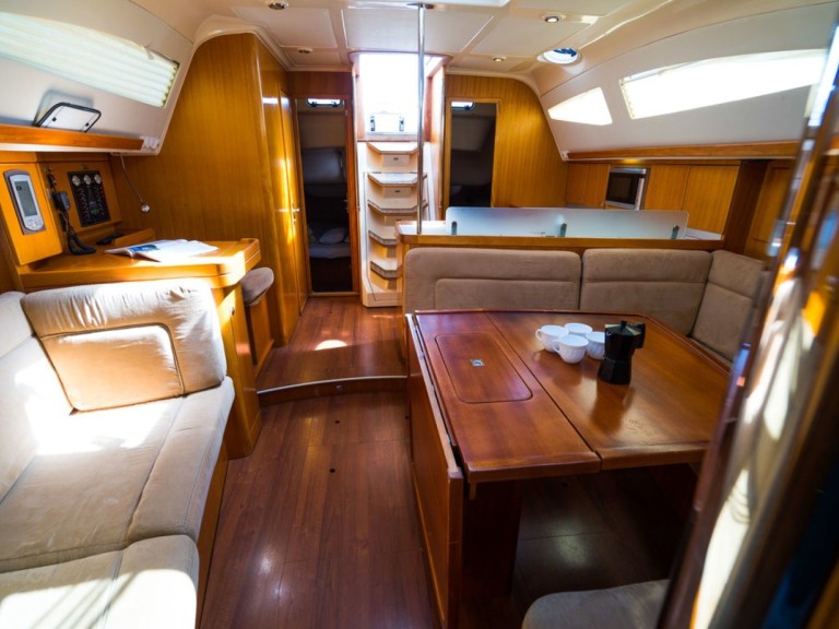 Sailboat for rent Biograd na Moru at the best price