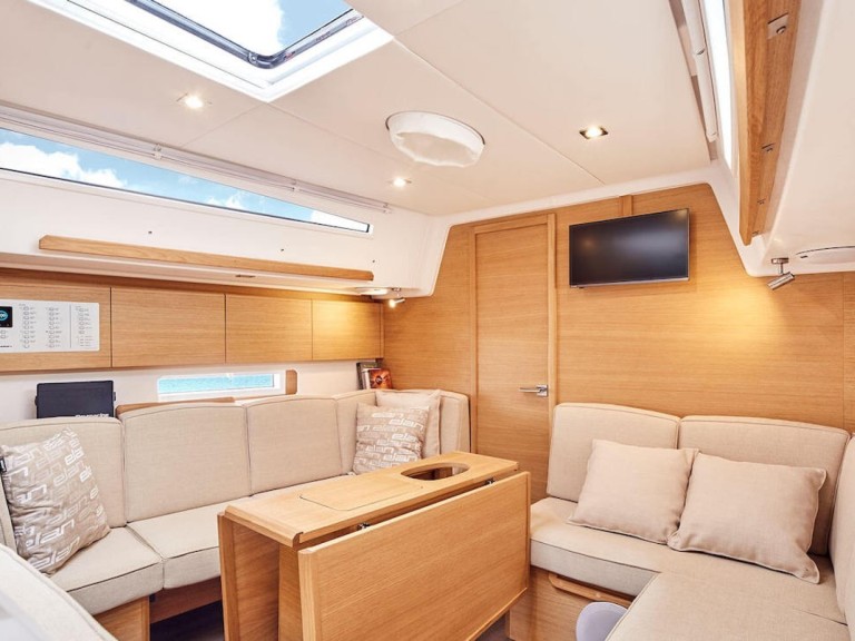 Sailboat for rent Biograd na Moru at the best price