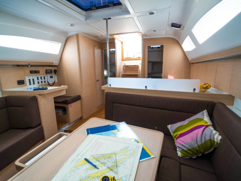 Rent a Elan Impression 45 Biograd na Moru