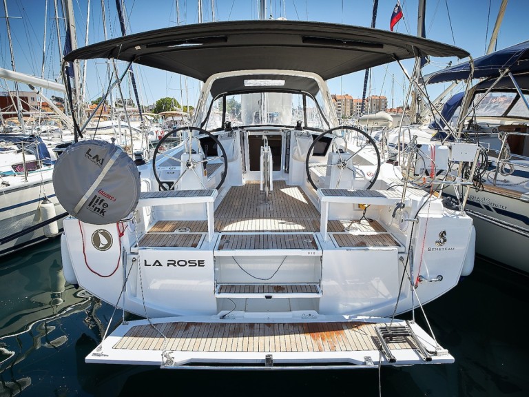 Sailboat rental in Biograd na Moru - Bénéteau Oceanis 38.1