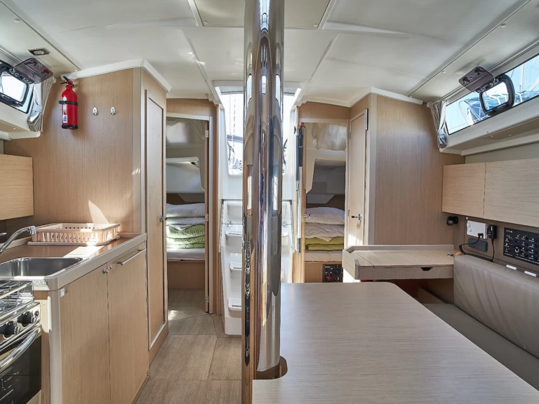 Sailboat for rent Biograd na Moru at the best price