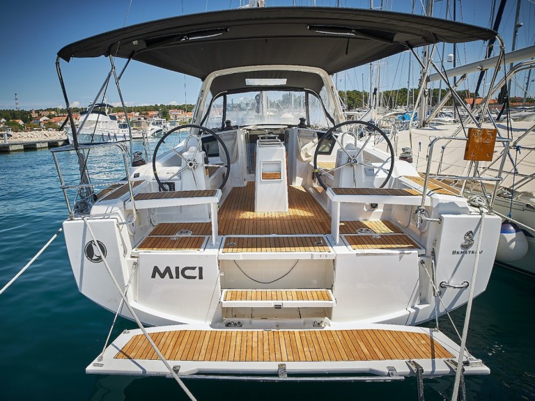 Sailboat rental with or without captain Bénéteau Biograd na Moru